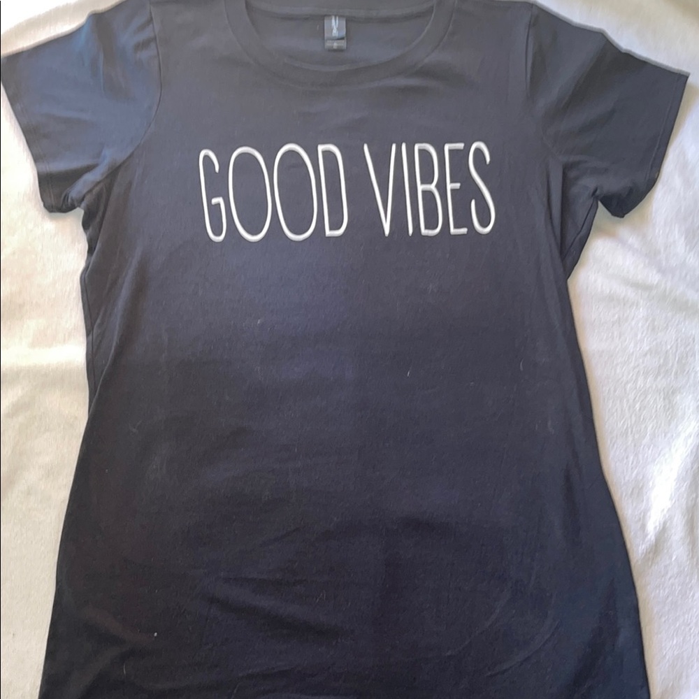 Good Vibes Black T-Shirt women’s XL